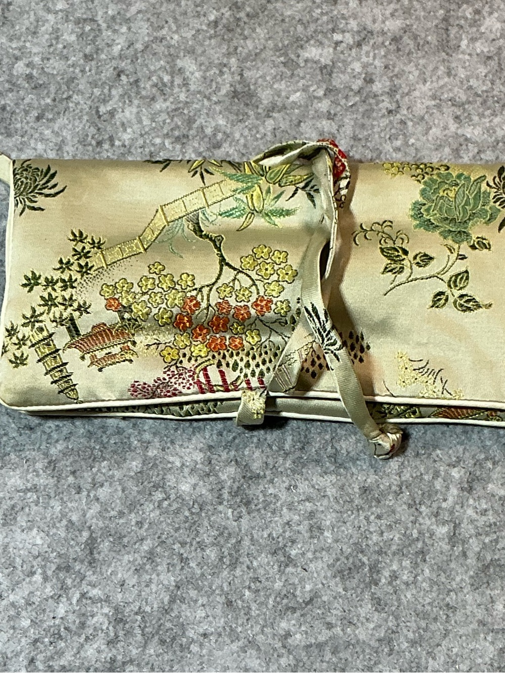Vintage Asian Brocade Jewelry Roll Travel Organizer Satin Floral Pagoda
